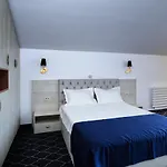Eros Guest house 3*