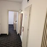 Eros 3*